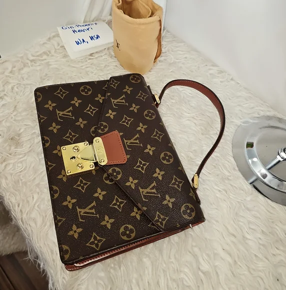 🔥😍 Beautiful Condition😍🔥Louis Vuitton Brown Monogram Handbag - Picture 12 of 12